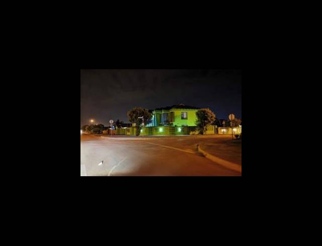 5 BEDROOM HOUSE FOR SALE IN THE ORCHARDS